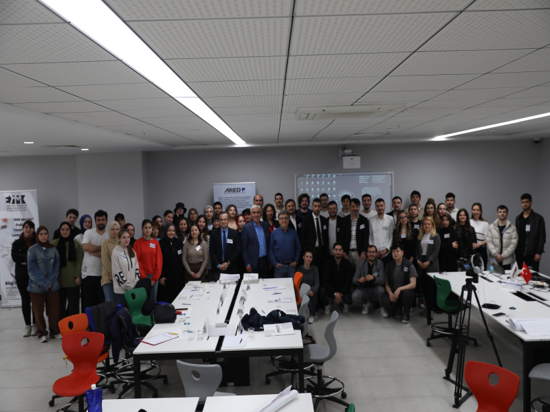 10. ARED Ödülleri’24 Gelecek Vadeden Tasarımcı Ödülü Yarışması Hackathon Formatında Gerçekleştirildi!