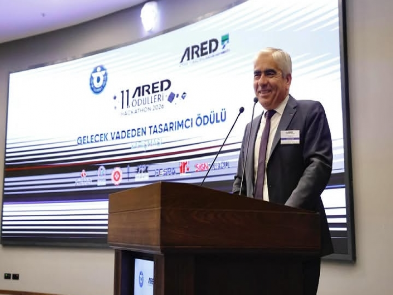 GELECEĞİN TASARIMCILARI İZMİR’İ YENİDEN YORUMLADI: ARED HACKATHON 2026 ŞAMPİYONLARINI BELİRLEDİ!