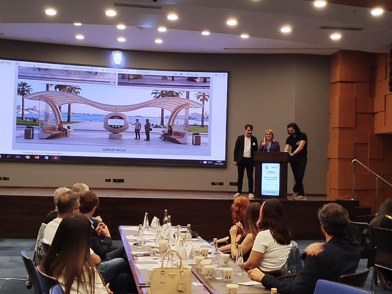 GELECEĞİN TASARIMCILARI İZMİR’İ YENİDEN YORUMLADI: ARED HACKATHON 2026 ŞAMPİYONLARINI BELİRLEDİ!